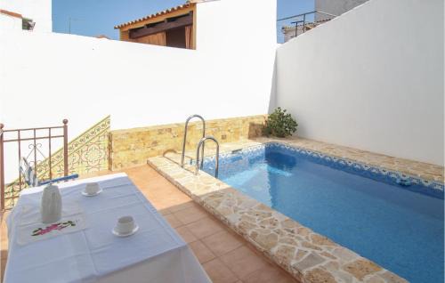 Villaviciosa de Cordoba Casa | Four-Bedroom Holiday Home In Villaviciosa De Cordob