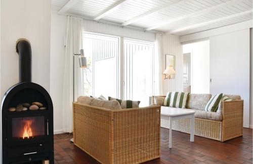Nørre Lyngvig Casa | Four-Bedroom Holiday Home In Ringkobing