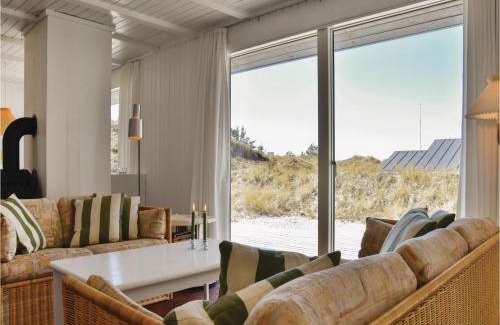 Nørre Lyngvig Casa | Four-Bedroom Holiday Home In Ringkobing