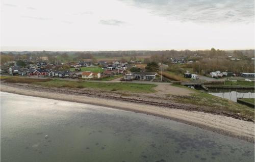 Middelfart Casa | Four-Bedroom Holiday Home In Brenderup Fyn