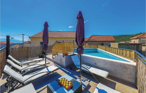 Slatine Casa | Four-Bedroom Holiday Home In Slatine