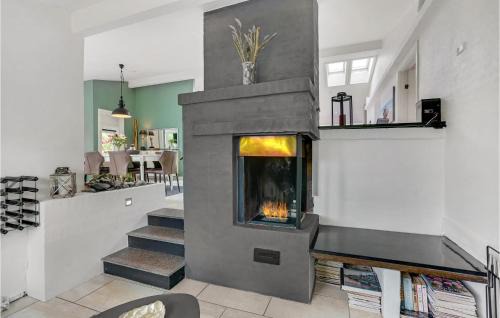 Strøby Ladeplads Casa | Four-Bedroom Holiday Home In Stroby