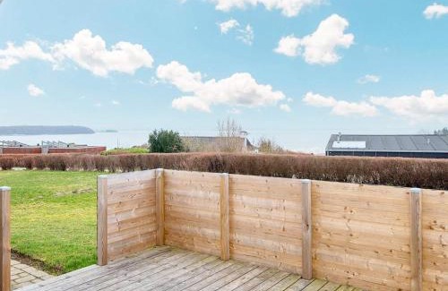 Ronde Casa | Four-Bedroom Holiday home in Rønde 1