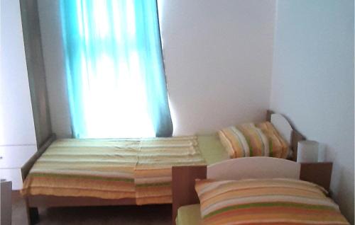 Veliki Drvenik Casa | Four-Bedroom Holiday Home Drvenik Veliki With Sea View 05
