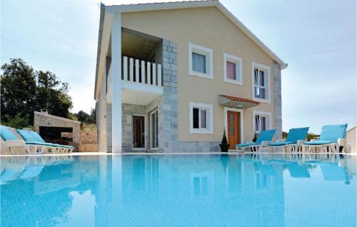 Veliki Drvenik Casa | Four-Bedroom Holiday Home Drvenik Veliki With Sea View 05