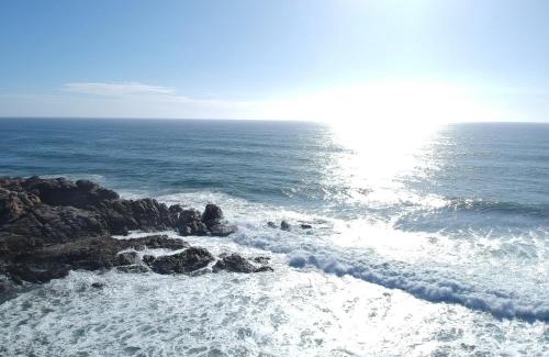 Shaka's Rock Casa | Four Bedroom Main plus 2 Bedroom Cottage Ballito Beachfront KTL1