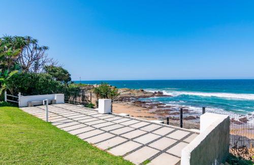 Shaka's Rock Casa | Four Bedroom Main plus 2 Bedroom Cottage Ballito Beachfront KTL1