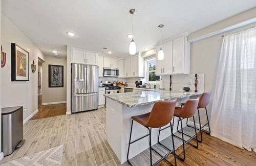 Newark Casa | Four bedroom townhouse in United States of America, Newark