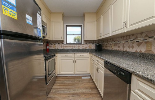 Tuckahoe Casa | Charming, home away from home, for you and you four-legged friend!