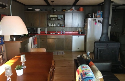 Grey Highlands Cabaña | Four Season Waterfront Cottage on Lake Eugenia