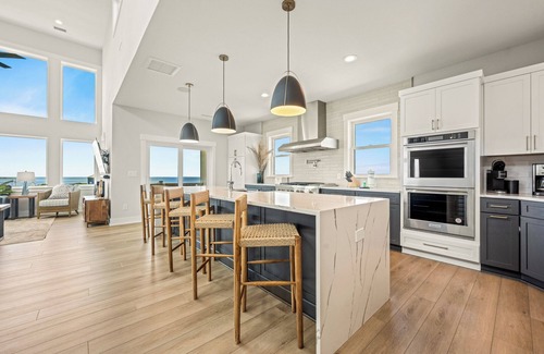 Hatteras Casa | Four Seasons 11 Bedroom Oceanfront and Soundfront Home in Hatteras