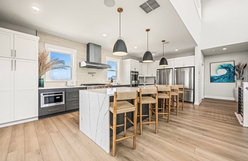 Hatteras Casa | Four Seasons 11 Bedroom Oceanfront and Soundfront Home in Hatteras