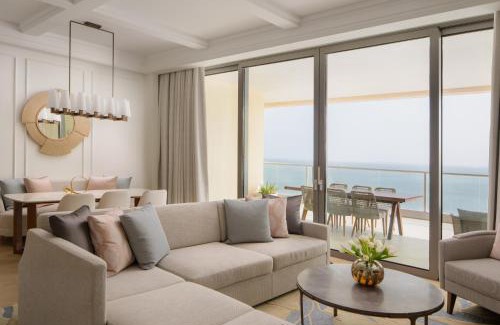 Doha Complejo | Four Seasons Resort and Residences at The Pearl - Qatar