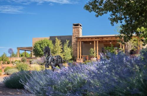 Nambe Pueblo Complejo | Four Seasons Resort Rancho Encantado Santa Fe
