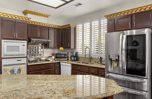 Greenacres Casa | Four Seasons Retreat on Windsor Park Dr #41844