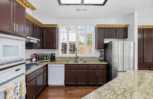 Greenacres Casa | Four Seasons Retreat on Windsor Park Dr #41844
