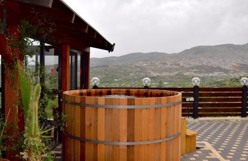 Masade Chalet De Esquí | Four seasons view
