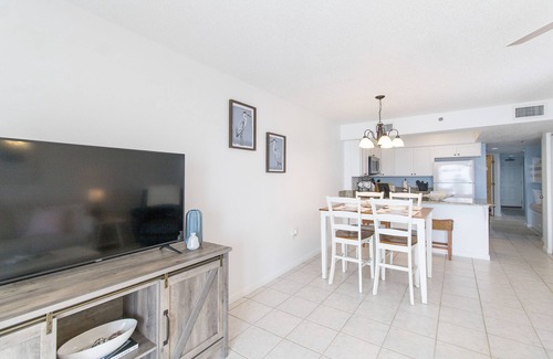 Orange Beach Condominio | Four Winds 802, freshly updated, adorable beach front, spectacular sunset views!