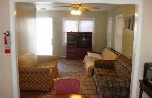 Seaside Heights Hotel | Four Winds Motel