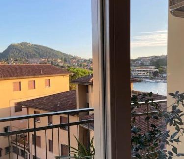 Sarnico Apartamento | Fourth Floor Sarnico Iseo Lake