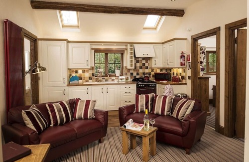 Woodmansey Cabaña | Fox Cottage Sleeps 4 (2 Bedrooms),