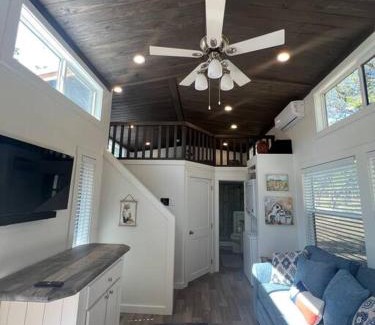 Wimberley Casa | Fox Hollow - Tiny home with Cypress Creek access, park like setting