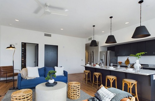 Historic Waverly Casa | Fox View-Private Balcony-6 Mins Vanderbilt Uni