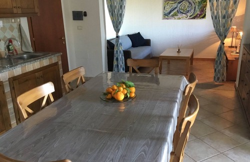 Tertenia Condominio | Villa con piscina con vistas al mar.