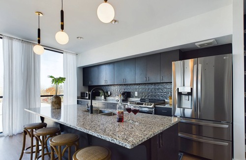 Historic Waverly Casa | Foxtail - Downtown Views - 12 South