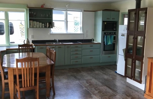 Foxton Beach Casa | Foxton Beach Cottage