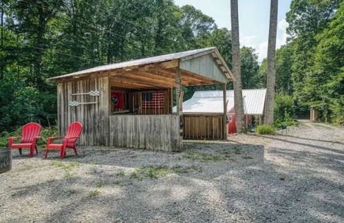 Baxter Cabina | Foxtrot Retreat by Center Hill Lake