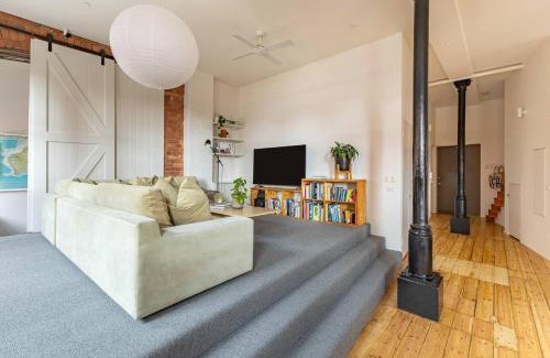 Collingwood Apartamento | Foy and Gibson - An Industrial Chic Historic Warehouse
