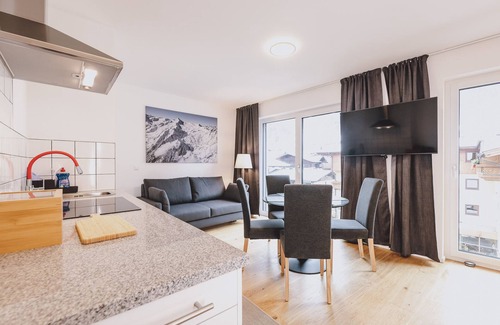 Kaprun Apartamento | FP Appartements - Penthouse, Sun terrace & mountain View
