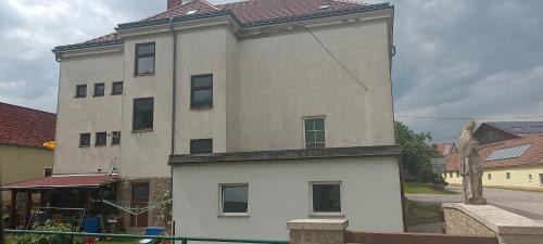 Unserfrau-Altweitra Cama Y Desayuno | Frühstückspension Alte Volksschule Heinrichs bei Weitra