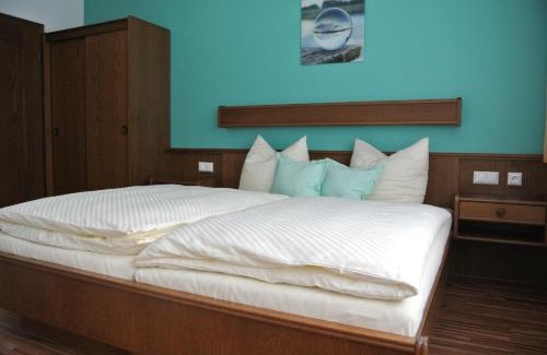 Amstetten Casa | Frühstückspension Paradiesgartl