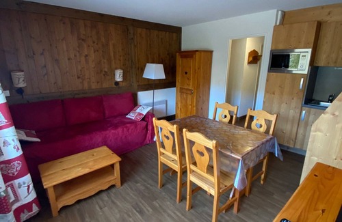 Autrans-Meaudre-en-Vercors Apartamento | Apartamento en Autrans para 4 personas, 34m², con balcón y acceso a piscina, cerca de pistas de ski