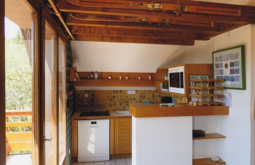 Besse-et-Saint-Anastaise Chalet De Esquí | Chalet típico cerca del centro de la estación con aparcamiento privado