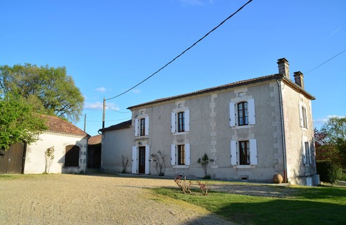 Bors de Montmoreau Casa | Hermosa casa de campo en 7ha, piscina privada climatizada