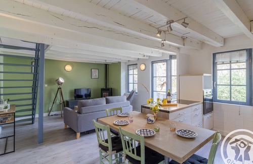 Ingrandes-Le Fresne sur Loire Cabaña | Acogedora Casa Junto al Loira con Terraza