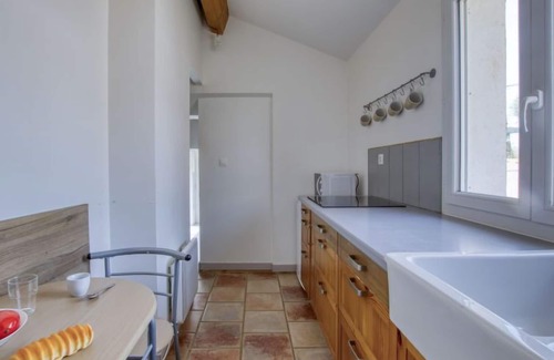 Le Beausset Apartamento | La Mirapelle 2 by Interhome
