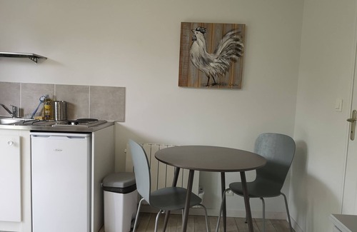 Saint-Sylvestre-de-Cormeilles Cama Y Desayuno | Maya, independent guest studio with kitchenette