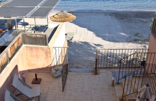 Pinarellu Casa | HOUSE **** ON THE BEACH OF PINARELLO, unique location.15mn from porto-Vecchio
