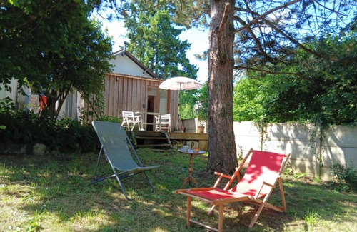 Perreuse Apartamento | Studio with terrace and garden 15 minutes from Guédelon