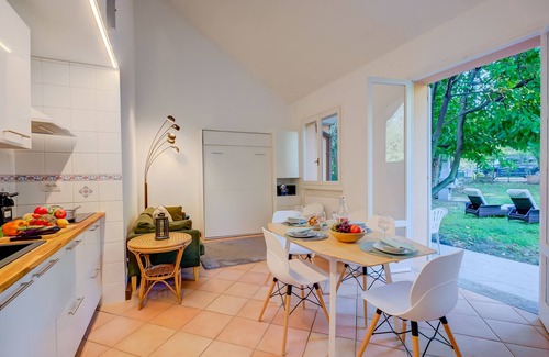 Ispra Casa | France Apartment, Ispra, Italy
