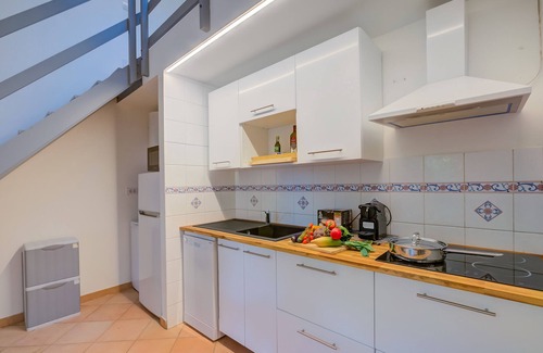 Ispra Casa | France Apartment, Ispra, Italy