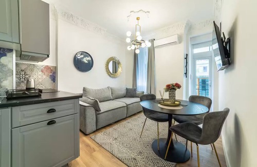 Slavija Apartamento | France touch, 10min. to Knez M., with P extra 12e