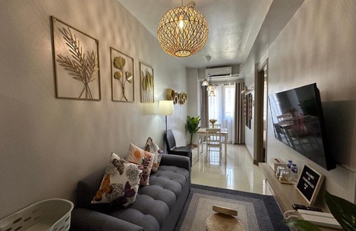 Barangay 76 Apartamento | Franchelle's Pad at MOA PASAY CITY