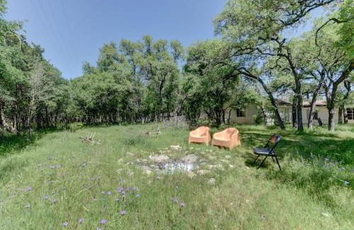 San Marcos Casa | Frank Lloyd Inspired 3BR - 1'35 Acres & Firepit