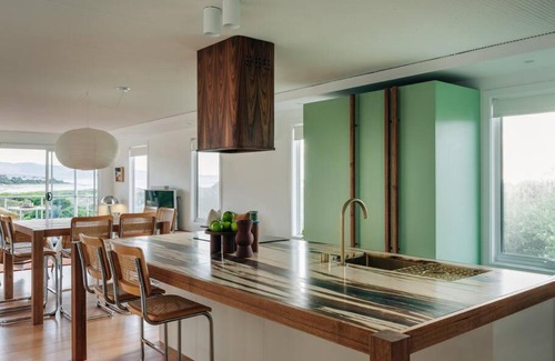 Bicheno Casa | Frankie Beach House