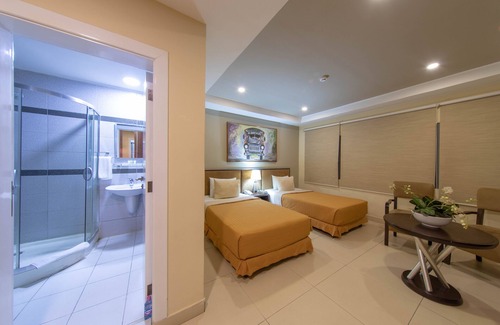 North Ridge Hotel | Frankie´s Hotel